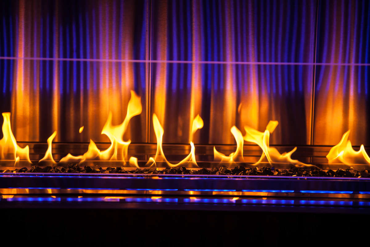 Kalea Bay Outdoor Linear Fireplace (With LED)