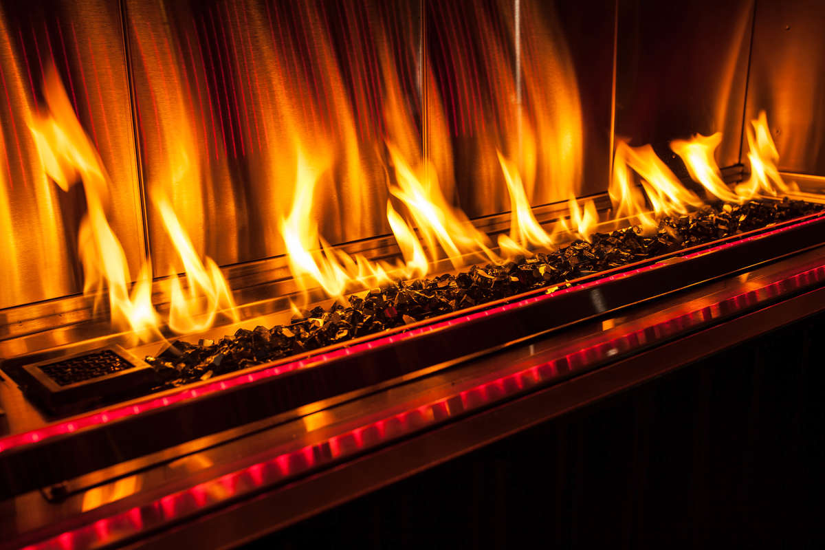 Kalea Bay Outdoor Linear Fireplace (With LED)